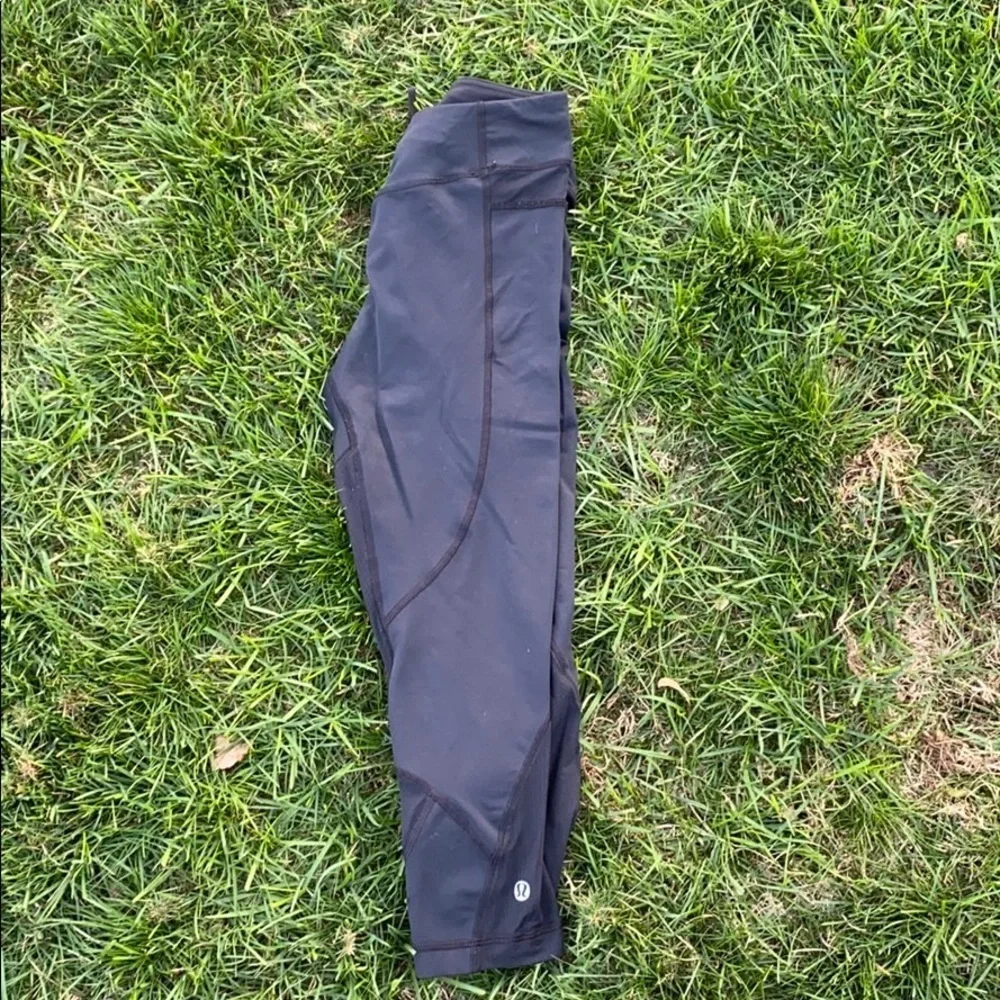 Lululemon black pants